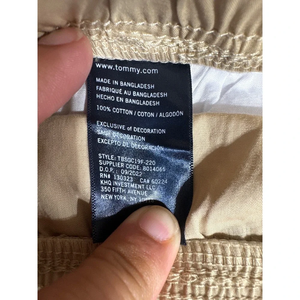 TH tan safari‎  shorts size 16-18 (lg)